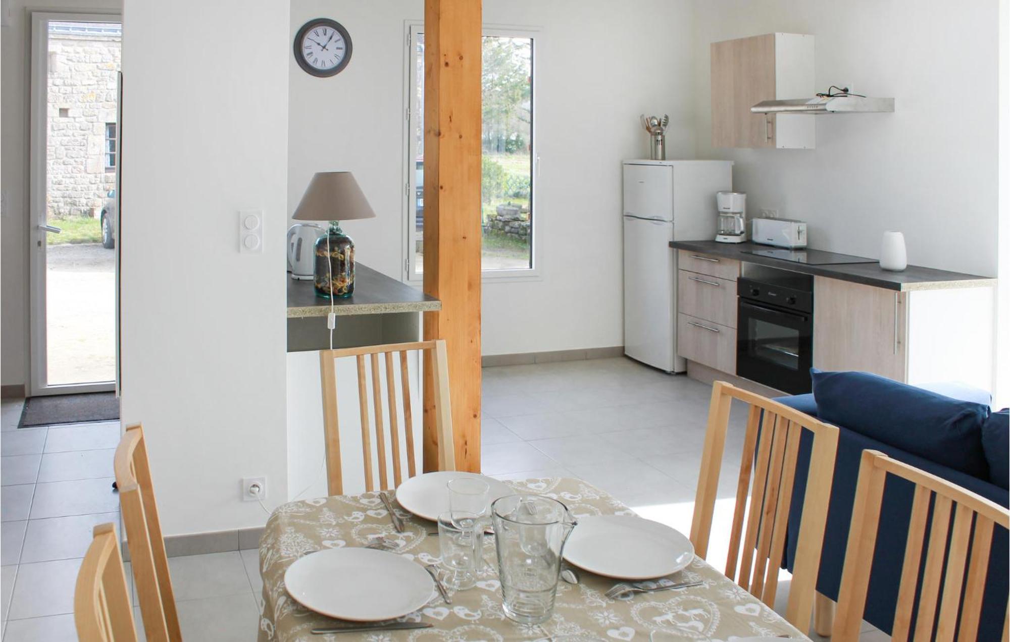Beautiful Home In Erdeven With Kitchenette Dış mekan fotoğraf