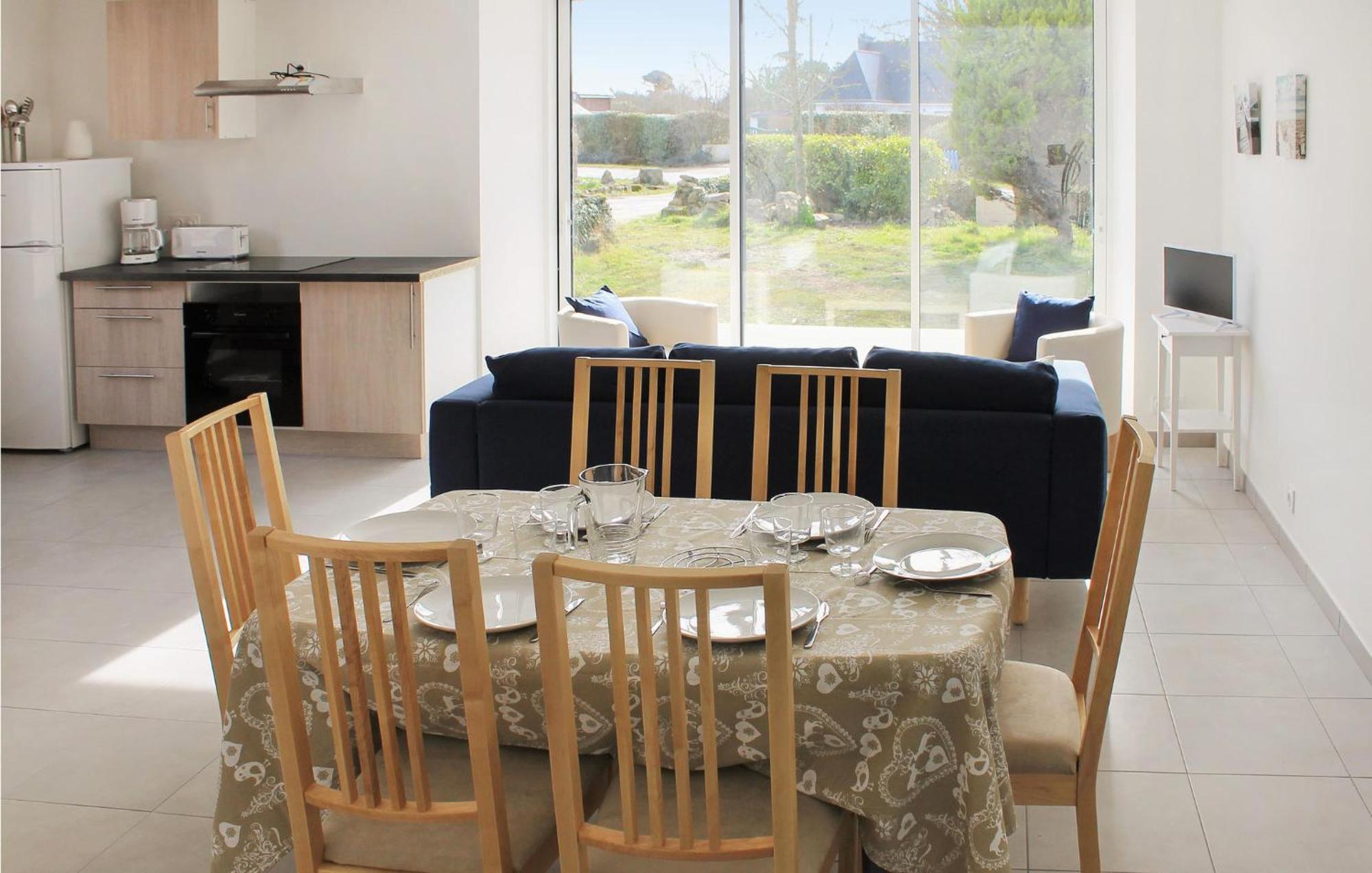 Beautiful Home In Erdeven With Kitchenette Dış mekan fotoğraf